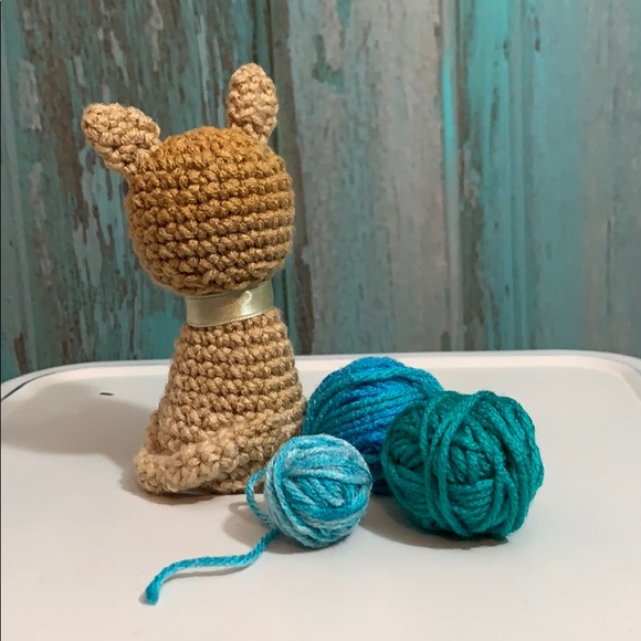 Mischievous Kitten, Crocheted - Picture 2 of 2